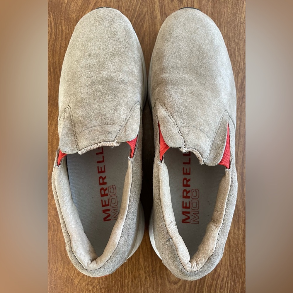 Merrell women’s  Suede Slip-On Loafers - Taupe size 8